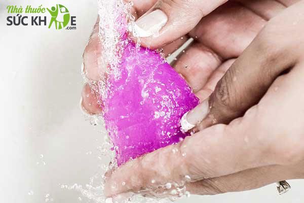 C&aacute;ch Sử Dụng Cốc Nguyệt San