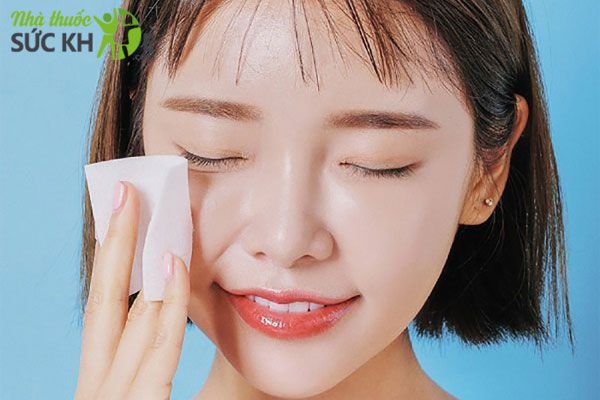 c&aacute;ch l&agrave;m nước tẩy trang tại nh&agrave;