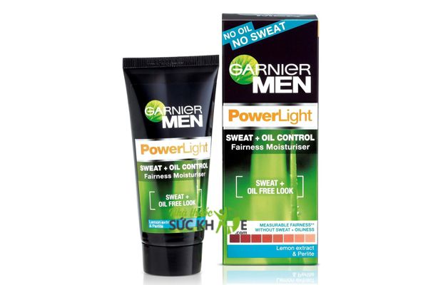 Kem dưỡng ẩm cho nam da dầu Garnier Men Powerlight