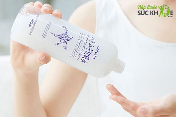 Nước hoa hồng Naturie Hatomugi Nhật Bản