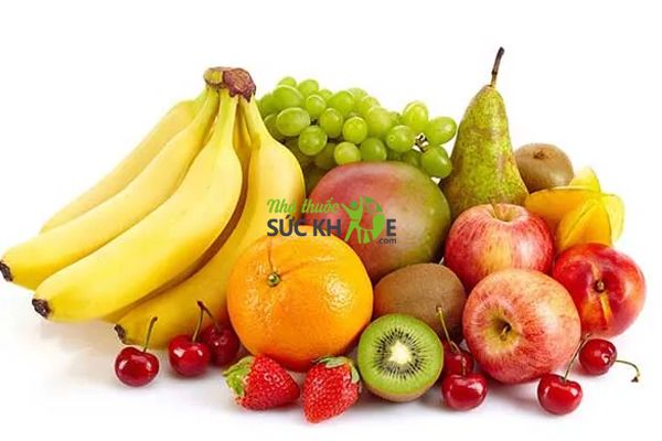 T&ugrave;y chọn c&aacute;c loại quả y&ecirc;u th&iacute;ch để ng&acirc;m rượu&nbsp;