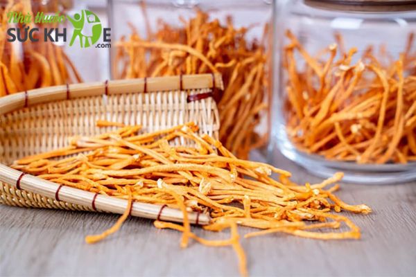 đ&ocirc;ng tr&ugrave;ng hạ thảo sấy thăng hoa kh&ocirc;ng bị biến đổi h&igrave;nh dạng, m&agrave;u sắc v&agrave; m&ugrave;i vị&nbsp;