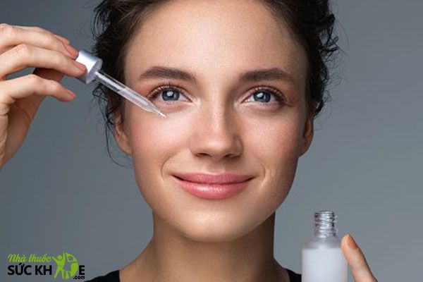 T&ugrave;y thuộc v&agrave;o t&iacute;nh chất l&agrave;n da để chọn serum chống l&atilde;o h&oacute;a th&iacute;ch hợp