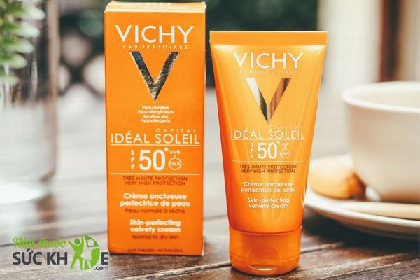 Kem chống nắng Vichy Id&eacute;al Soleil Mattifying Face Fluid Dry Touch&nbsp;