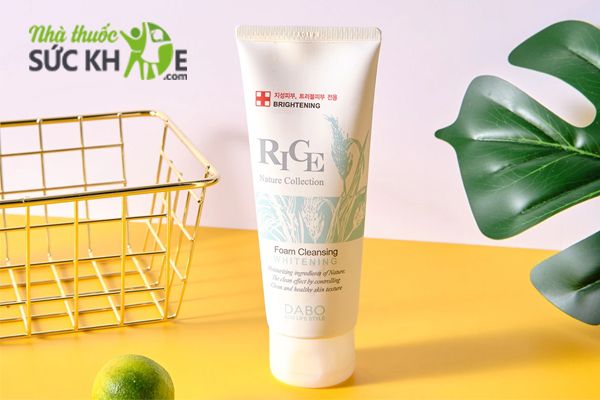 Sữa rửa mặt Dabo gạo Rice Nature Collection
