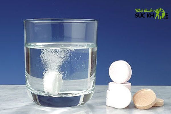 Vi&ecirc;n sủi trắng da c&oacute; chứa c&aacute;c hợp chất dưỡng trắng da từ b&ecirc;n trong