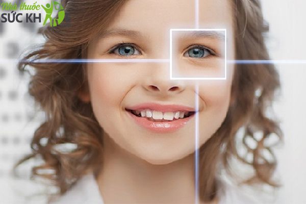 C&oacute; n&ecirc;n sử dụng thuốc bổ mắt của Nhật kh&ocirc;ng