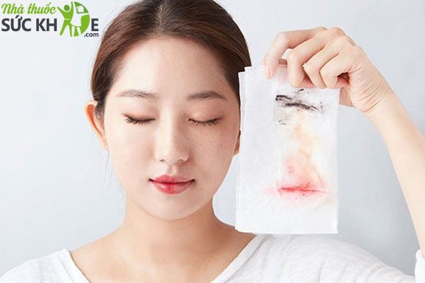 Sữa rửa mặt tẩy trang l&agrave; g&igrave;