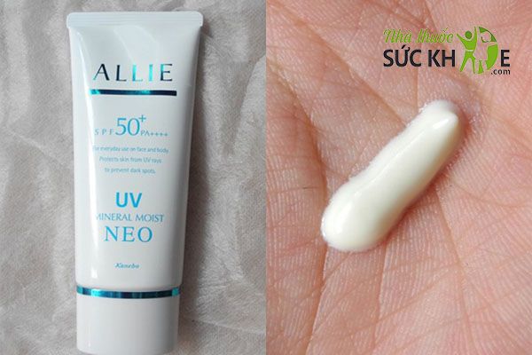 Kem chống nắng Kanebo Allie Uv Mineral Moist