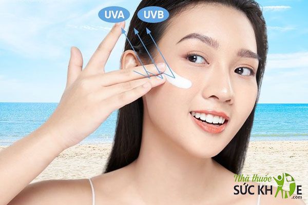 Kem chống nắng phổ rộng, bảo vệ da khỏi tia UVA v&agrave; UVB