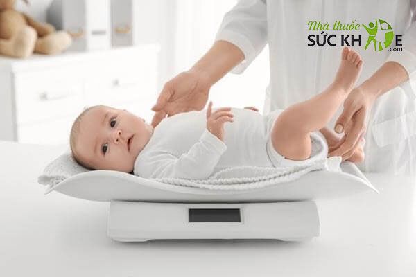 bảng tăng trưởng c&acirc;n nặng của trẻ sơ sinh