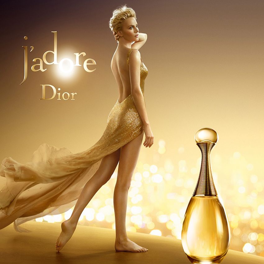 Dior J’adore xuất hiện vào năm 1999, trở thành biểu tượng của sự nữ tính, dịu dàng