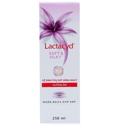 Dung Dịch Vệ Sinh Phụ Nữ Lactacyd soft & silky 1