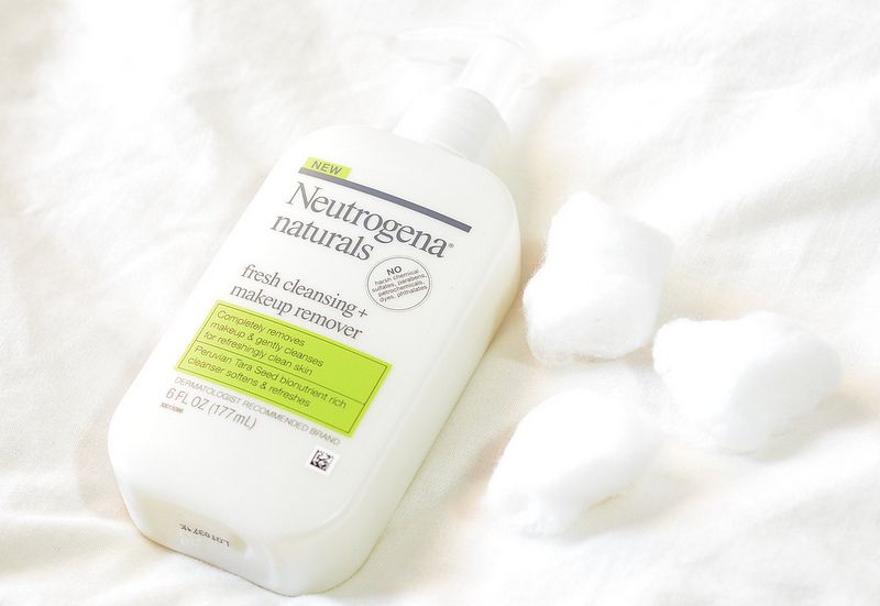 Sữa tẩy trang Neutrogena Naturals Fresh Cleansing Makeup Remover