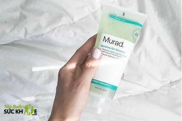 Sữa rửa mặt cho da nhạy cảm Murad ngăn ngừa tình trạng da mẩn đỏ, kích ứng