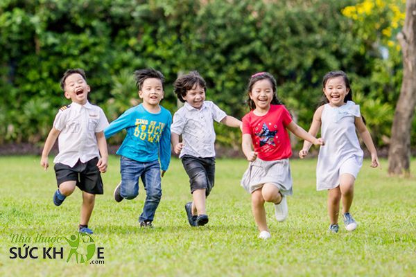 ImmuLin Newfrance dùng cho trẻ em từ 2 tuổi trở lên và cả người trưởng thành