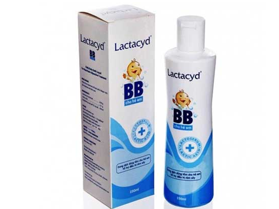 Dung Dịch Tắm Lactacyd Hỗ Trợ Chăm Soc Lan Da Cho Be