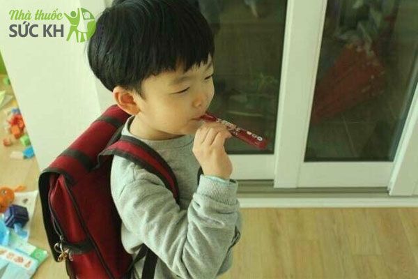 Nước hồng sâm trẻ em Sanga cho trẻ biếng ăn