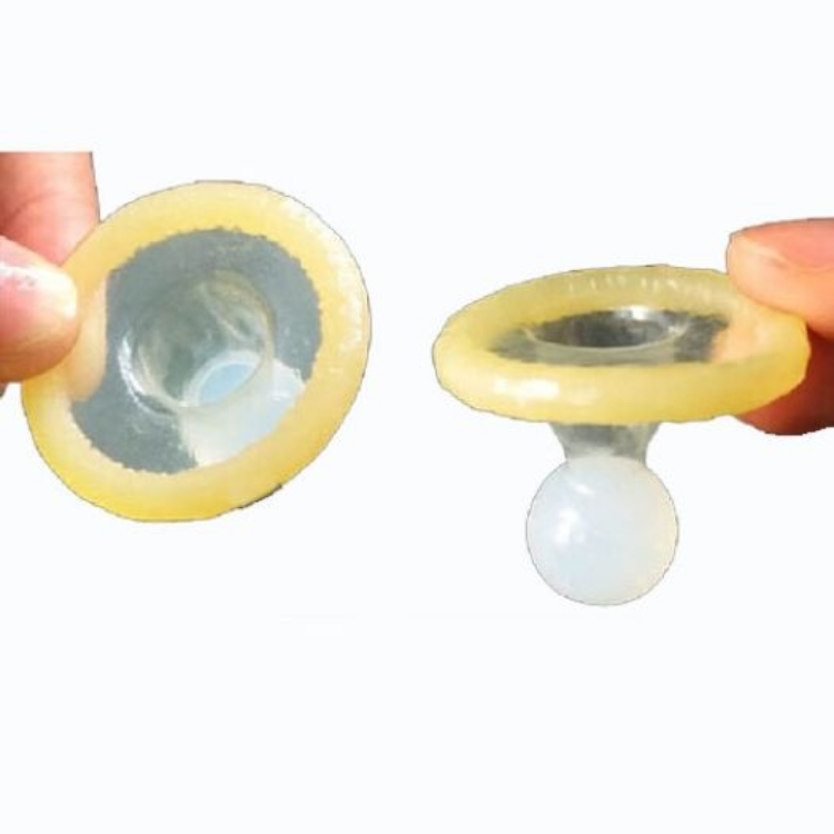 Bao Cao Su C&oacute; Vi&ecirc;n Bi Lớn Ở Đầu Hộp