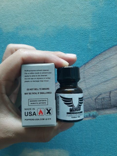 Chai H&iacute;t Tăng Kho&aacute;i Cảm Popper 10ml Wings