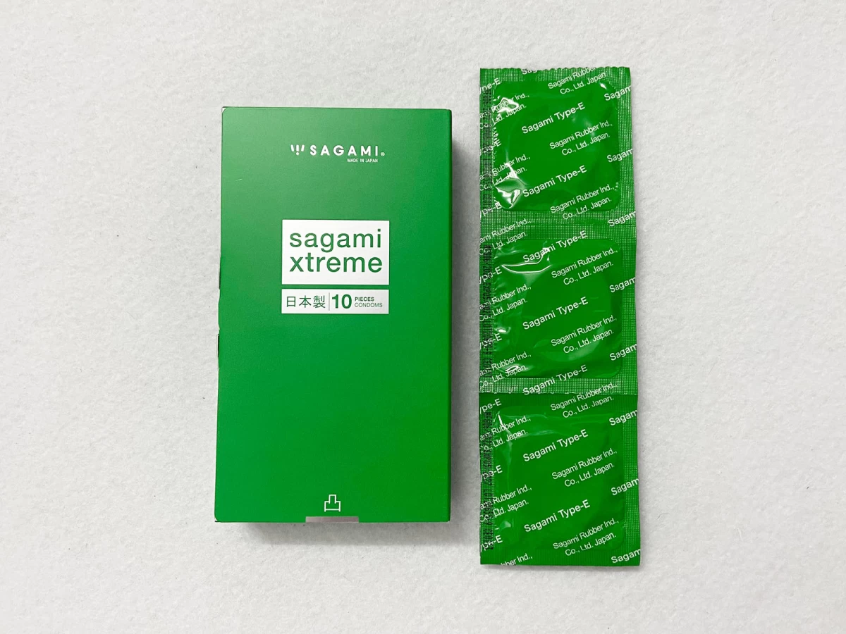 Bao cao su có gai Nh&acirc;̣t Bản Sagami Xtreme Green Si&ecirc;u Mỏng
