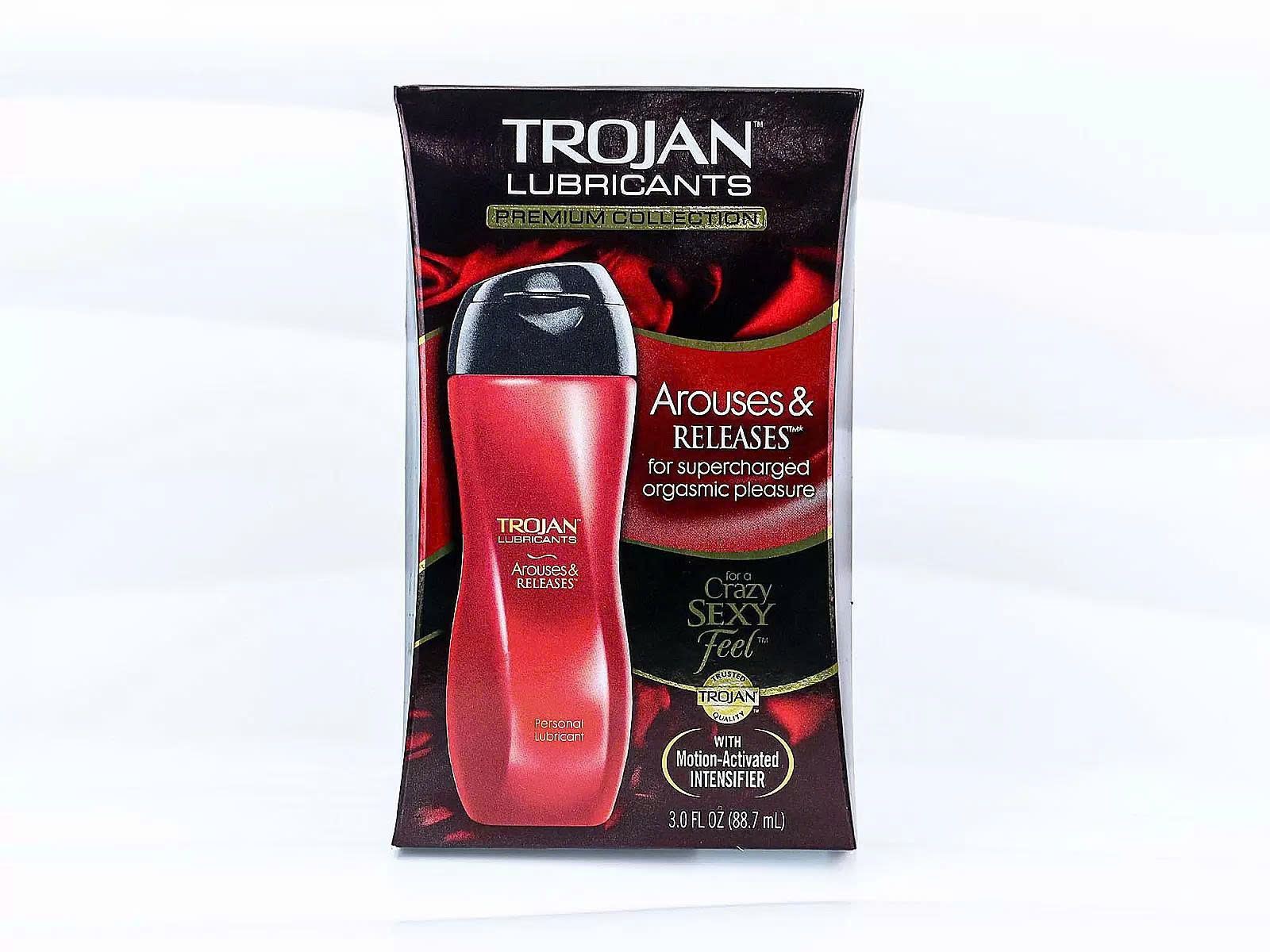 Gel b&ocirc;i tăng kho&aacute;i cảm Trojan Arouses Releases