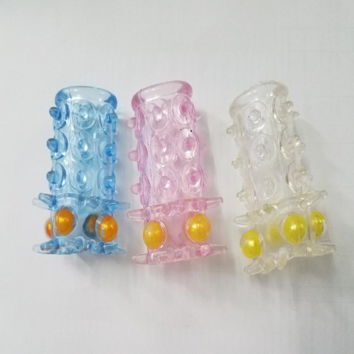 Bao cao su đ&ocirc;n d&ecirc;n kh&uacute;c giữa C&oacute; bi, gai