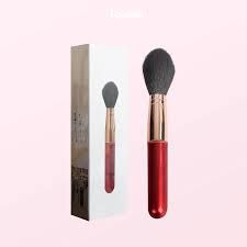 M&aacute;y rung cọ makeup ngụy trang