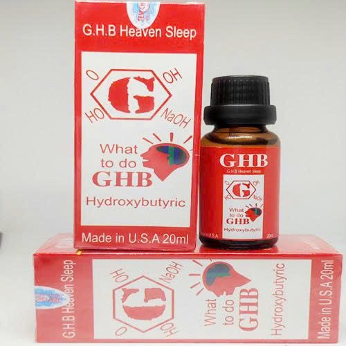 Chai xịt k&iacute;ch th&iacute;ch nữ cao cấp G.H.B Red