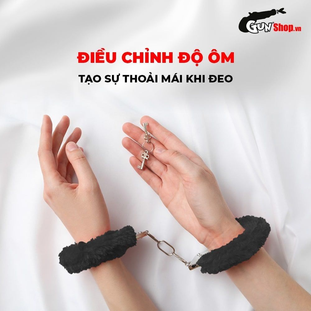 C&ograve;ng tay Chisa Fur-Lined Handcuffs