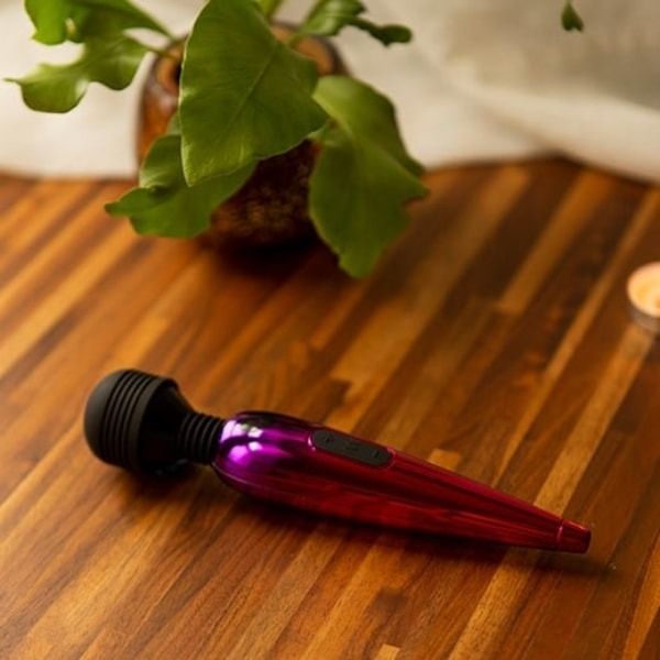 Ch&agrave;y rung t&igrave;nh y&ecirc;u Lovehoney USB Mini Wand cao cấp