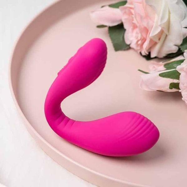Lovense Dolce với ứng dụng