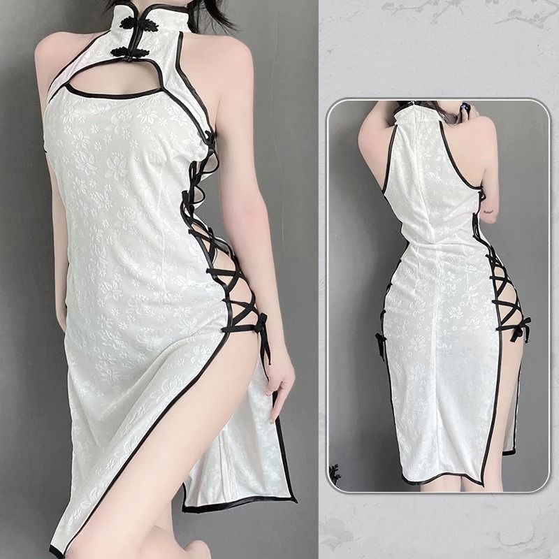 Mix Đồ Với V&aacute;y Sườn X&aacute;m
