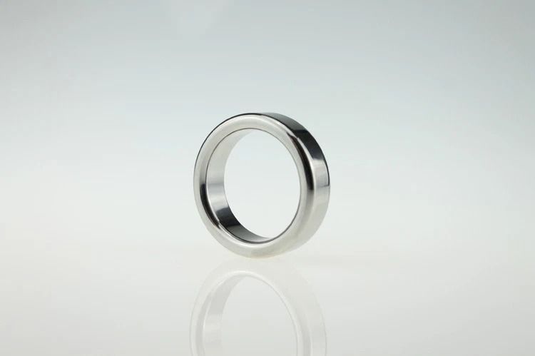 V&ograve;ng Đeo Inox Bản Trụ Vu&ocirc;ng 5