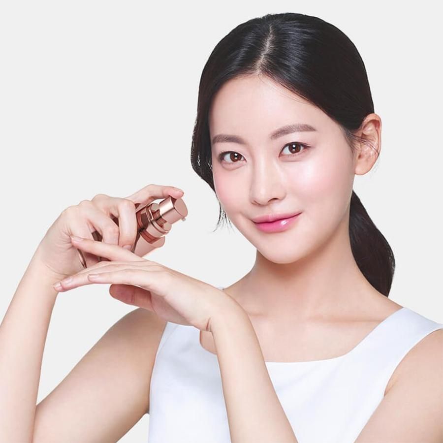 Kem dưỡng trắng da AHC Aura Secret Tone Up Cream H&agrave;n Quốc