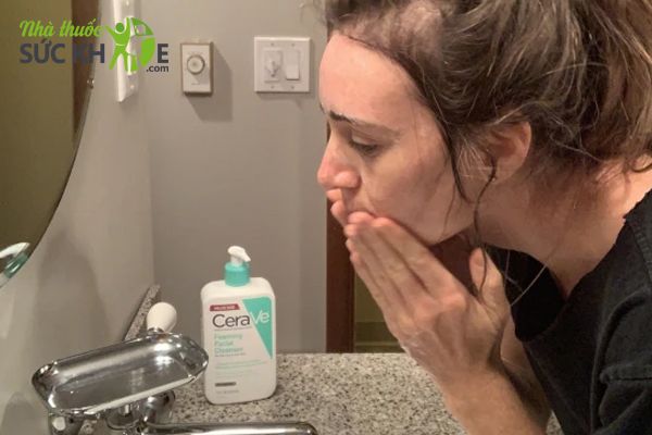 C&aacute;ch sử dụng sữa rửa mặt CeraVe Foaming Facial Cleanser