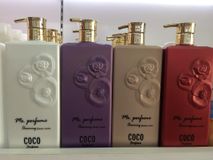 Sữa tắm Coco Perfume Charming Shower 800ml