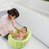 Chậu tắm phao cho bé Richell Nhật Bản