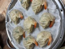 Bình nước tupperware