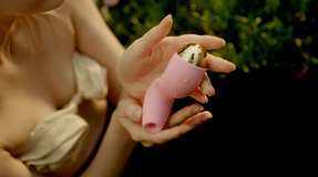 SVAKOM Pulse Pure bú hút âm đạo đỉnh cao