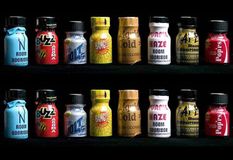 Chai hít nước hoa Popper tăng khoái cảm 10ml giao ngẫu nhiên S20