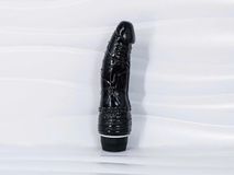 Dương vật giả silicon cong Shaki Sweet 354539