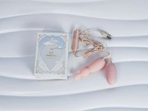 Trứng rung tình yêu Fun Products 2 đầu có kích hậu