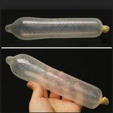 Bao cao su DUREX Pleasuremax có Gân và Hạt nổi dọc thân