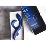 Máy massage kích thích nữ We-Vibe Nova 2 thiết kế 2 đầu kích thích