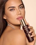 Xịt Khóa Nền Charlotte Tilbury Airbrush Flawless Matte 100ml - Giữ Lớp Trang Điểm Hoàn Hảo, Phù Hợp Mọi Loại Da 744000