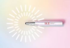 (15ml) Bút thần SK-II Genoptics Spot Pen giảm đốm nâu, thâm nám, tàn nhang chính hãng 740621