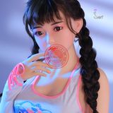 cô nàng Hanga Nanyi ngây thơ dễ thương