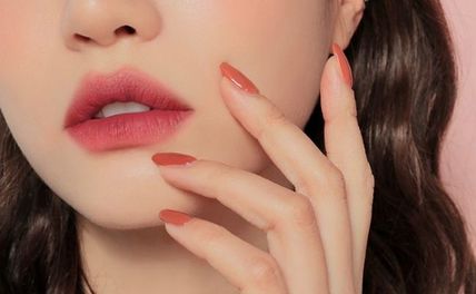Top 10 hãng son môi được ưa chuộng nhất, màu chuẩn xịn và lâu trôi