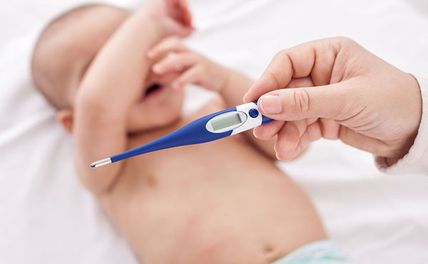 Hướng dẫn tự theo dõi nhiệt độ trẻ sơ sinh để chăm sóc trẻ tốt nhất